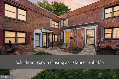 5037 Just St NE, Washington, DC 20019