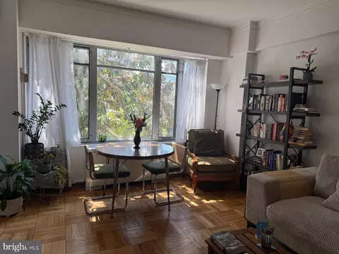 1711 Massachusetts Ave NW #301, Washington, DC 20036