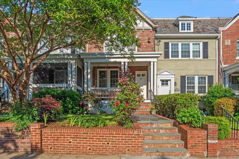 2305 38th St NW, Washington, DC 20007