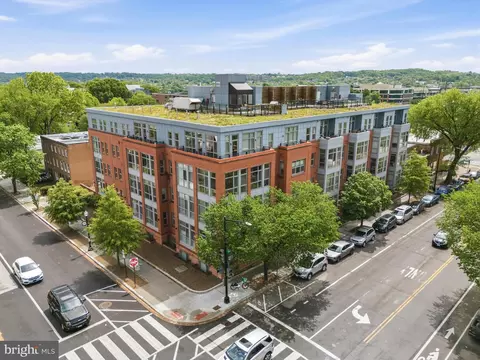 900 11th St SE #410, Washington, DC 20003