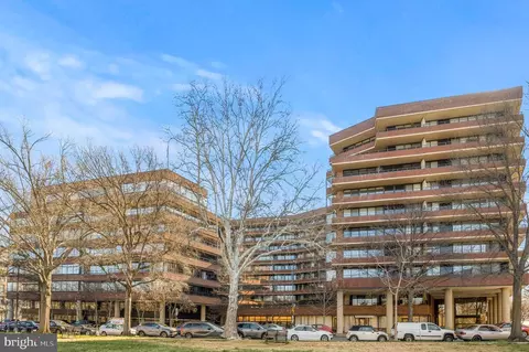 2555 Pennsylvania Ave NW #409, Washington, DC 20037