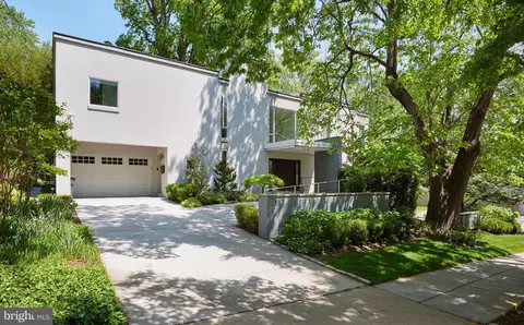 2867 Tilden St NW, Washington, DC 20008