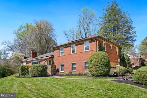 1801 Primrose Rd NW, Washington, DC 20012