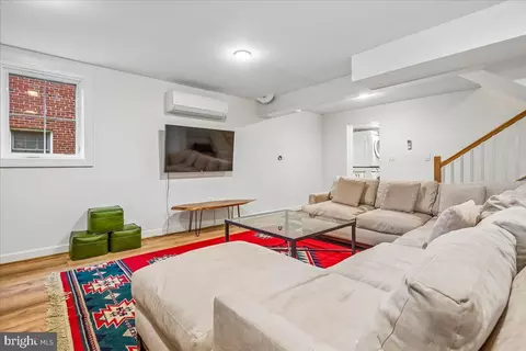2910 Upton St NW, Washington, DC 20008 photo 33