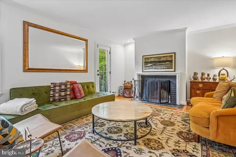 2910 Upton St NW, Washington, DC 20008 photo 4