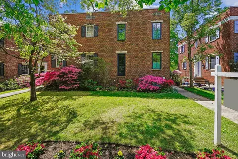 2910 Upton St NW, Washington, DC 20008 photo 42
