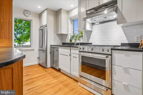 2910 Upton St NW, Washington, DC 20008 photo 12