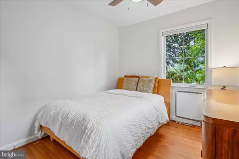 2910 Upton St NW, Washington, DC 20008 photo 27