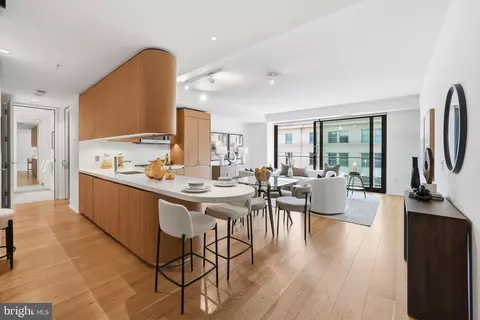 925 H St NW #904, Washington, DC 20001