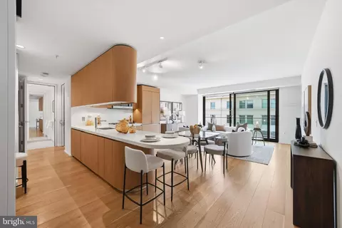 925 H St NW #904, Washington, DC 20001