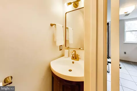 Bath - 1332 Emerald St NE, Washington, DC 20002 photo 1 of 2