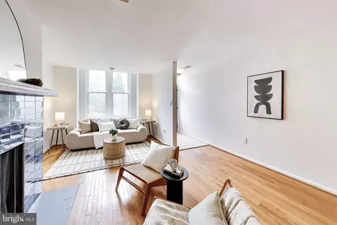 Living - 1332 Emerald St NE, Washington, DC 20002 photo 3 of 4
