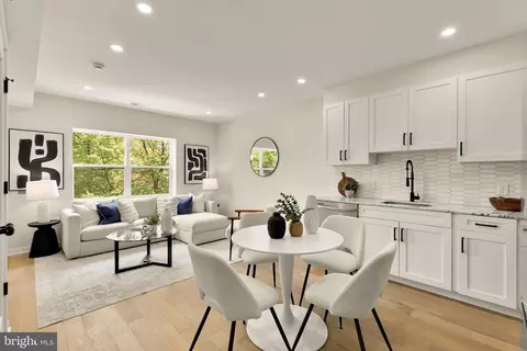 2606 41st St NW #6, Washington, DC 20007