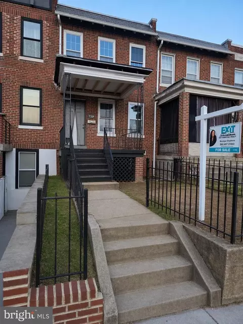 759 19th St NE, Washington, DC 20002