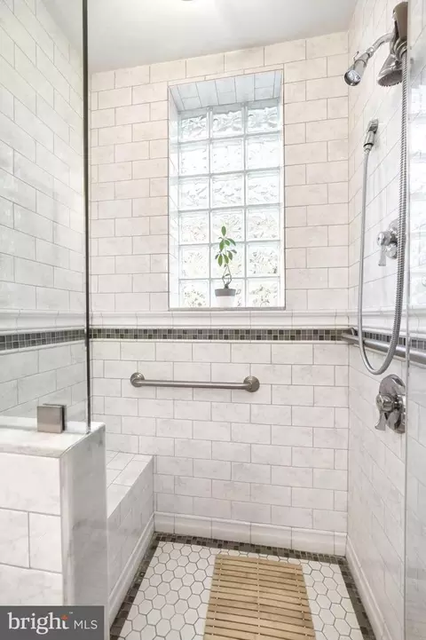Bath - 319 C St SE, Washington, DC 20003 photo 2 of 8