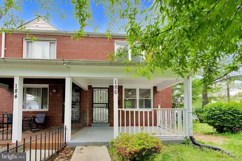 186 Forrester St SW, Washington, DC 20032