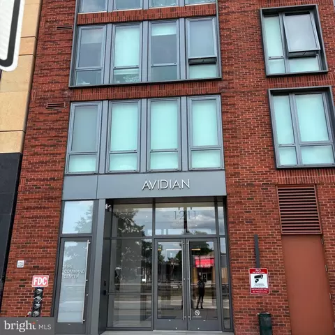 1211 Van St SE #310, Washington, DC 20003