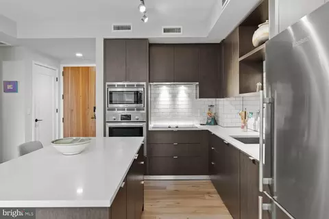 Kitchen - 1300 4th St SE #806, Washington, DC 20003 photo 3 of 4