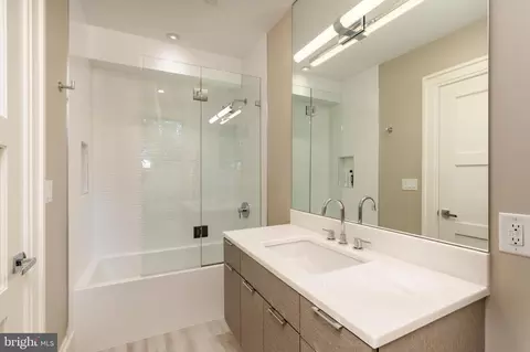 Bath - 3128 Appleton St NW, Washington, DC 20008 photo 6 of 9