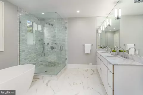Bath - 3128 Appleton St NW, Washington, DC 20008 photo 1 of 9