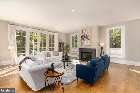 Living - 3128 Appleton St NW, Washington, DC 20008 photo 2 of 4