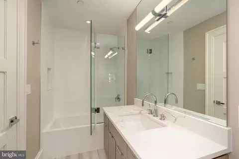 Bath - 3128 Appleton St NW, Washington, DC 20008 photo 8 of 9
