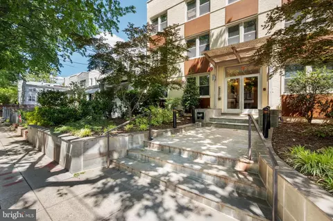617 Jefferson St NW #102, Washington, DC 20011