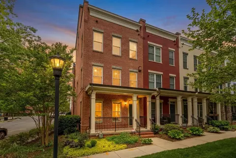 626 Regent Pl NE, Washington, DC 20017