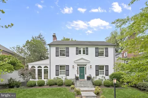 5004 Klingle St NW, Washington, DC 20016