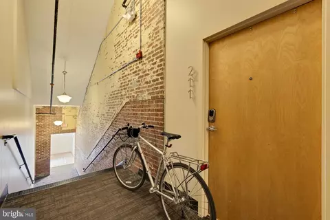 Entry Way - 440 12th St NE #211, Washington, DC 20002 photo 1 of 5