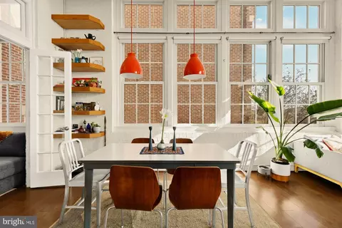 Dining - 440 12th St NE #211, Washington, DC 20002 photo 1 of 2