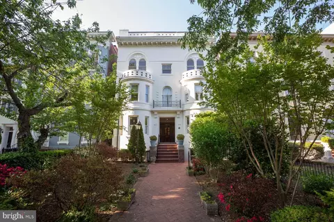 Exterior - 308 E Capitol St NE #8, Washington, DC 20003 photo 2 of 2