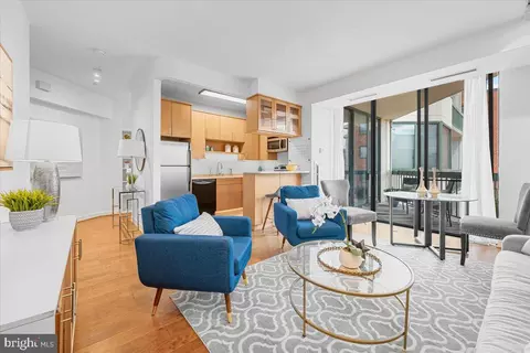 955 26th St NW #707, Washington, DC 20037