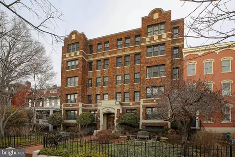 644 Massachusetts Ave NE #206, Washington, DC 20002