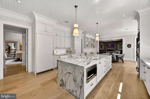 4432 Chestnut Ln NW, Washington, DC 20007 photo 14