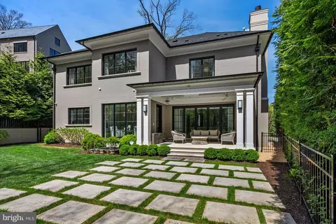 4432 Chestnut Ln NW, Washington, DC 20007 photo 8