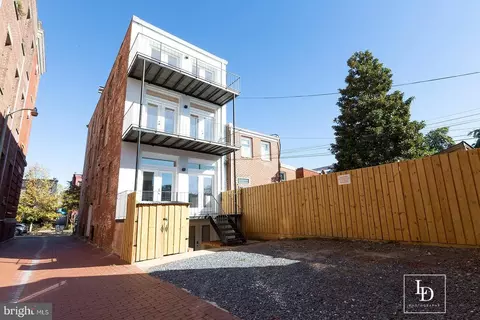 Exterior - 631 Constitution Ave NE, Washington, DC 20002 photo 5 of 5