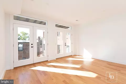 Living - 631 Constitution Ave NE, Washington, DC 20002 photo 3 of 7