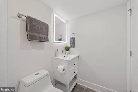 Bath - 610 3rd St NE, Washington, DC 20002 photo 5 of 5