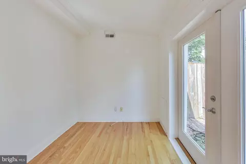 Other - 524 10th St SE, Washington, DC 20003 photo 3 of 11