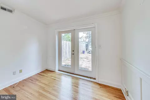 Other - 524 10th St SE, Washington, DC 20003 photo 2 of 11