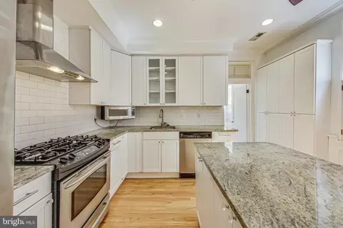 Kitchen - 524 10th St SE, Washington, DC 20003 photo 2 of 4