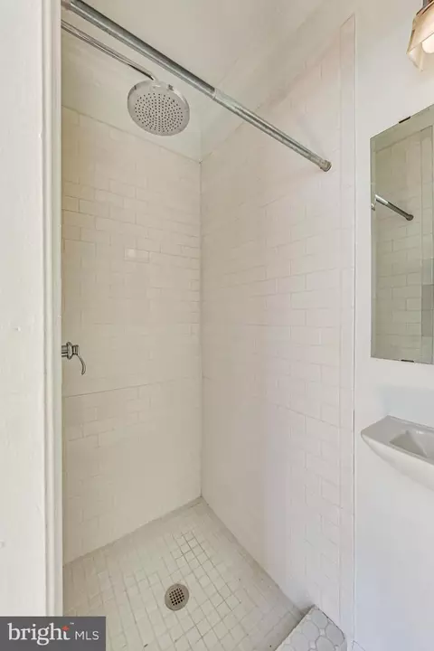 Bath - 524 10th St SE, Washington, DC 20003 photo 2 of 4