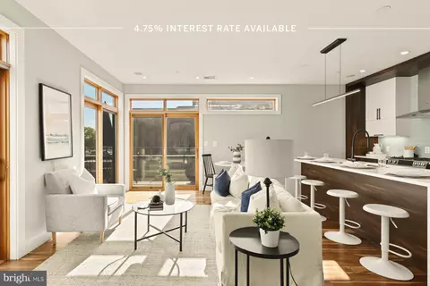 1337 K St SE # PENTHOUSE 3, Washington, DC 20003