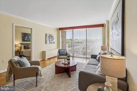 3001 Veazey Ter NW #1307, Washington, DC 20008