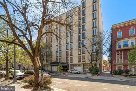 1800 R St NW #205, Washington, DC 20009