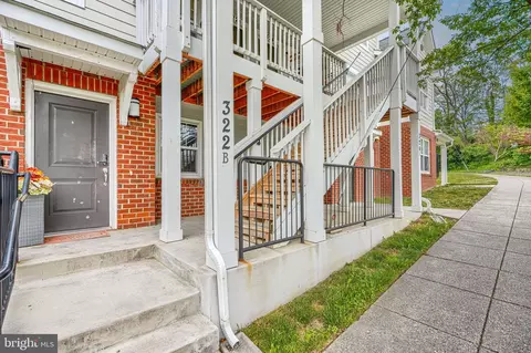 322 St Louis St SE #B, Washington, DC 20019