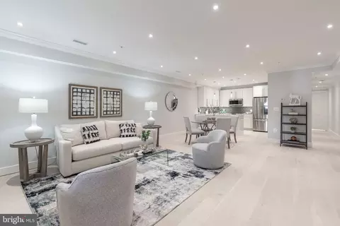 1128 Buchanan St NW #1, Washington, DC 20011