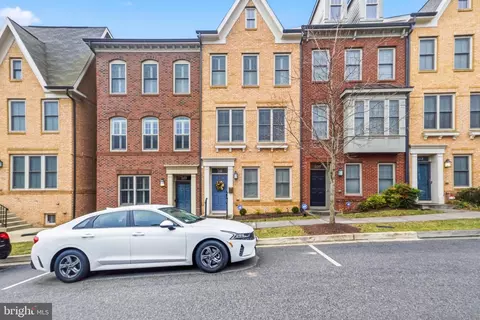 211 Beacon Pl NE, Washington, DC 20011