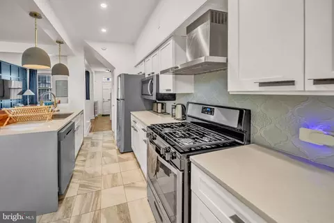 1118 Staples St NE, Washington, DC 20002 photo 6